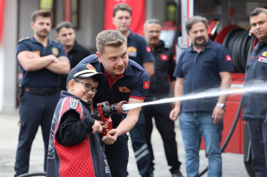 Özel öğrenciler İtfaiyeciler Haftası’nı unutulmaz bir buluşmayla kutladı