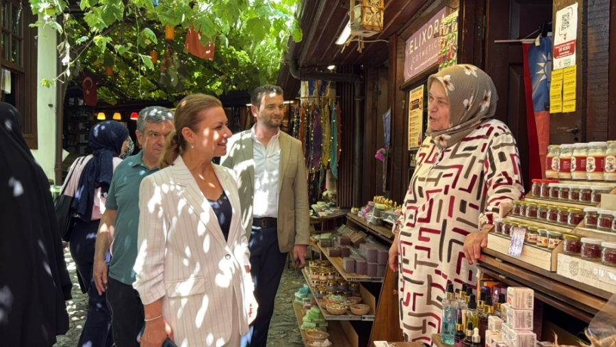 Başkan Köse’den Tarihi Çarşı’ya yakın mesai