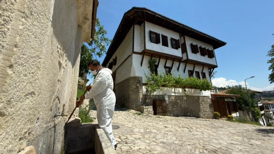 UNESCO Kenti Safranbolu'da Dünya Çevre Günü ve 27. Uluslararası Belgesel Film Festivali öncesi temizlik seferberliği